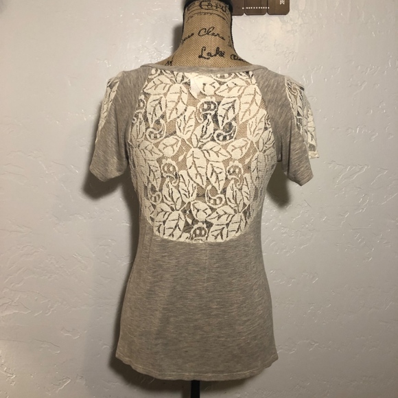 Angels & Diamonds lace sleeves blouse, size small - Picture 6 of 6